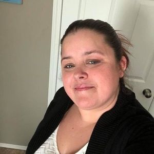 Meet your Posher, Raelynn